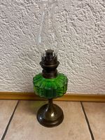 Antike Petroleum Glas Lampe mit Glas Zylinder, Farbe Grün Rheinland-Pfalz - Germersheim Vorschau