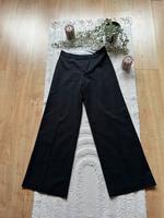 H&M Divided weite elegante Hose schwarz Gr.36 Hessen - Borken Vorschau