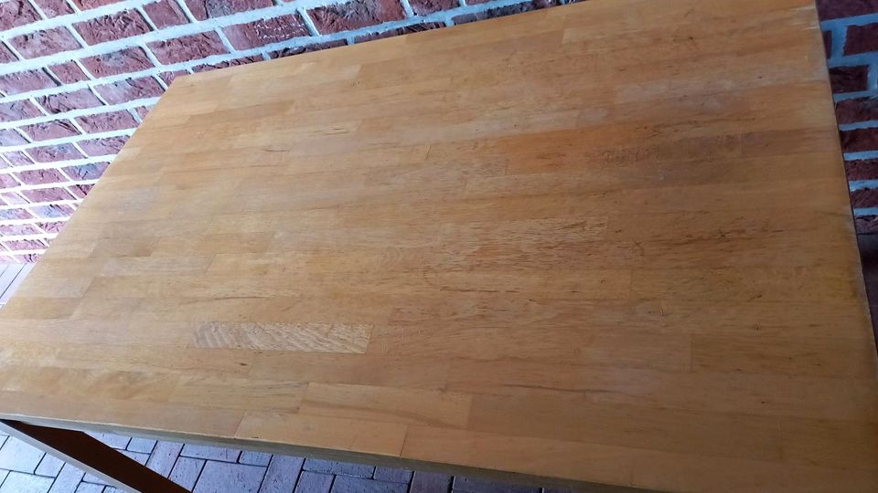 Holztisch Farbe Erle in Lähden