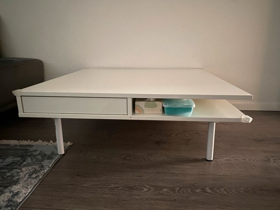 Tisch Wohnzimmer in Mannheim