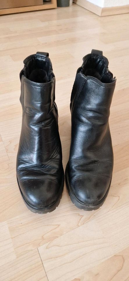 Lederstiefel Stiefeletten Plateau Keilabsatz in Leipzig