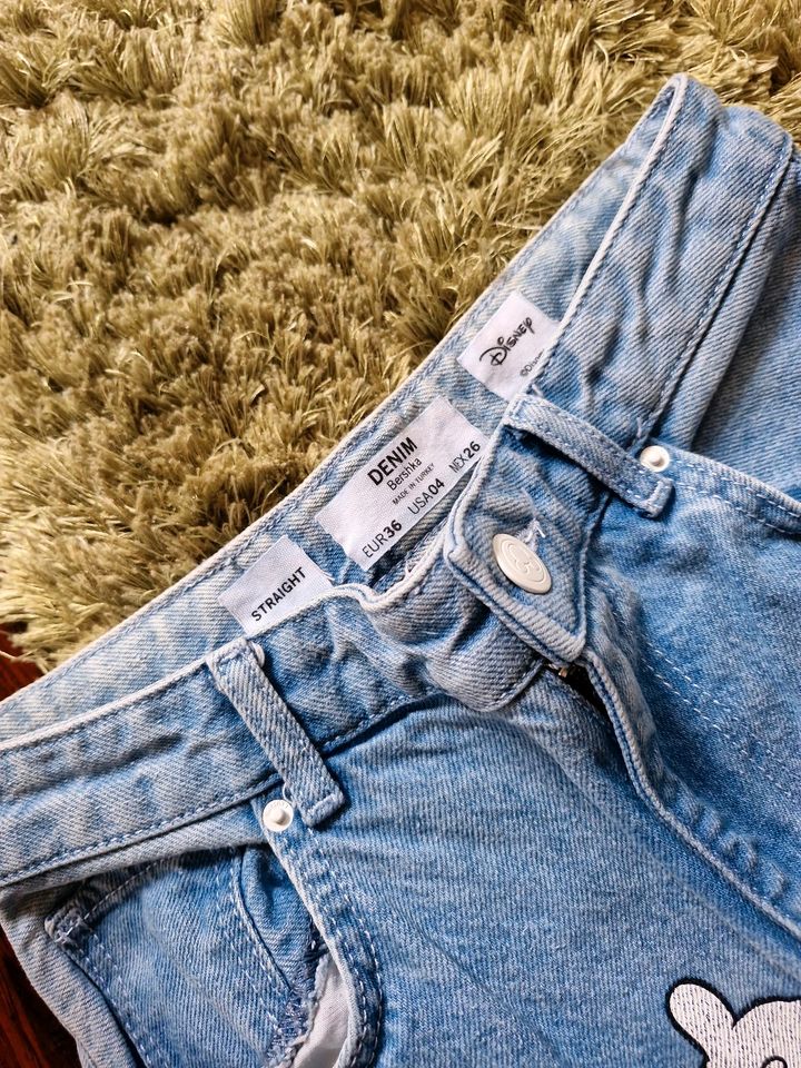 Coole Jeans Gr. 36 von Bershka Disney in Zella-Mehlis