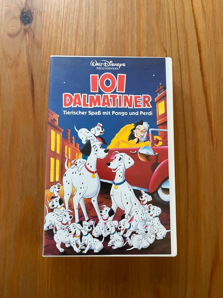 Walt Disney 101 Dalmatiner VHS in Duisburg