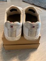 Hilfiger Damen Sneakers Hessen - Bad Vilbel Vorschau