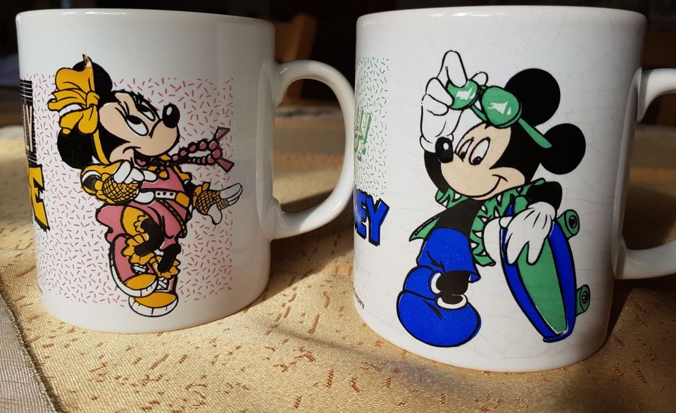 Walt Disney Company Tassen Mickey Mouse und Minnie Mouse 1987 in Hellenthal