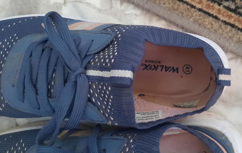 Damenschuhe Sneaker Walker Woman Größe 41 NEU Slip in Sneaker in Bad Sulza