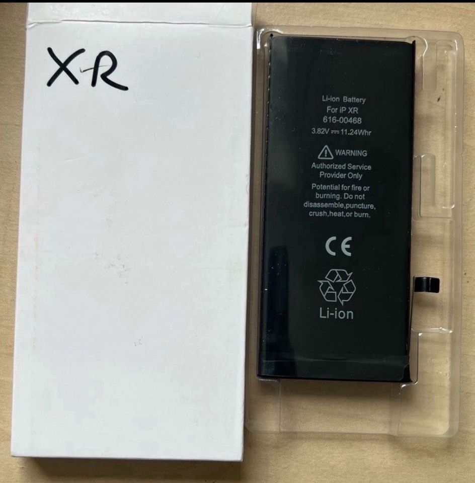 iPhone XR AKKU NEU in Dormagen