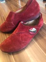THINK! Wildleder Ballerinas Gr.41 Holzknopf Lagenlook NP 135,- Hessen - Langen (Hessen) Vorschau