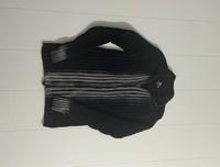 ZARA Schwarze Strickjacke mit Reißverschluss (BERLIN EDITION) Bayern - Lechbruck Vorschau
