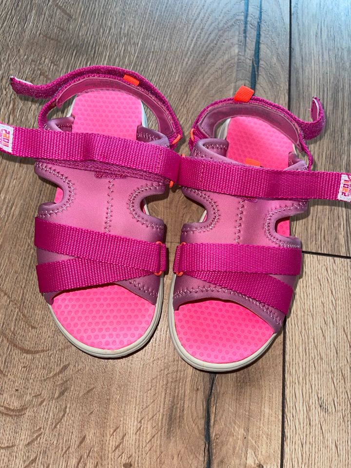 H&M ❤️ coole rosa Sandalen pink ❤️ Größe 30 in Kassel