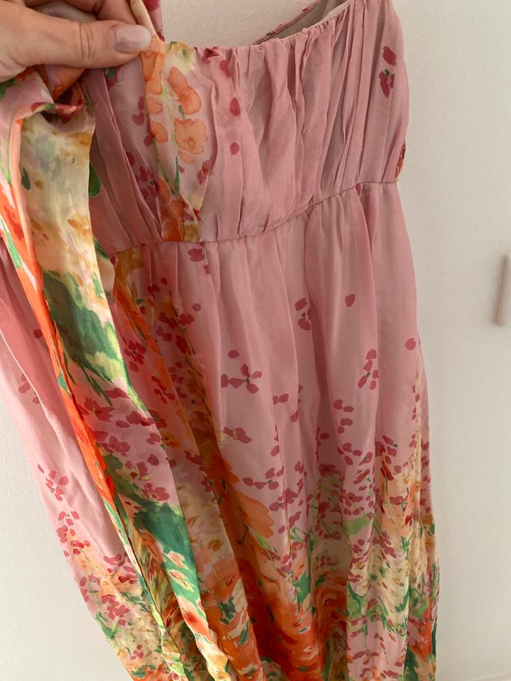 Hochzeit Abendkleid ball party neuwertig gr M Zara rosa floral in München