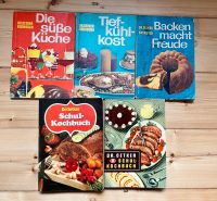 Kochbücher 60/ 70er Jahre / Dr. Oetker / Schulkockbuch Nordrhein-Westfalen - Solingen Vorschau