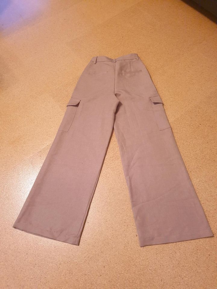 Cargohose schick beige Gr. 36 von Tally Weijl in Winsen (Luhe)