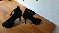 High Heels Pumps Catwalk schwarz mit Riemchen Gr.36 Nordrhein-Westfalen - Holzwickede Vorschau