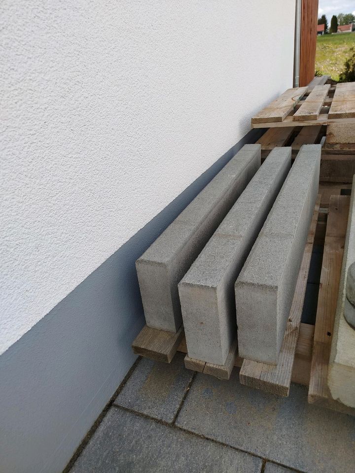 3 Betonrandsteine 100*20*8 cm in Eichendorf