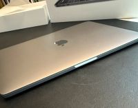 MacBook Pro Spacegrau 2,3GHz i7 Prozessor 10.Gen. 32GB / 512GB Hessen - Schöneck Vorschau