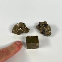 Drei verschiedene Pyrit Kristalle, Mineralien, Kristalle Bayern - Gemünden a. Main Vorschau