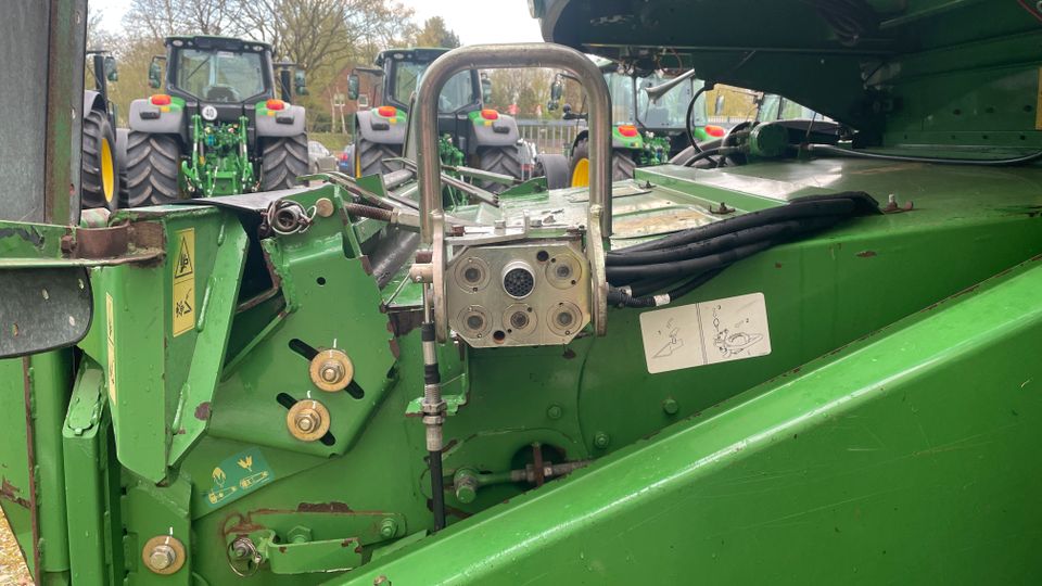 Mähdrescher John Deere 1550 WTS in Aurich