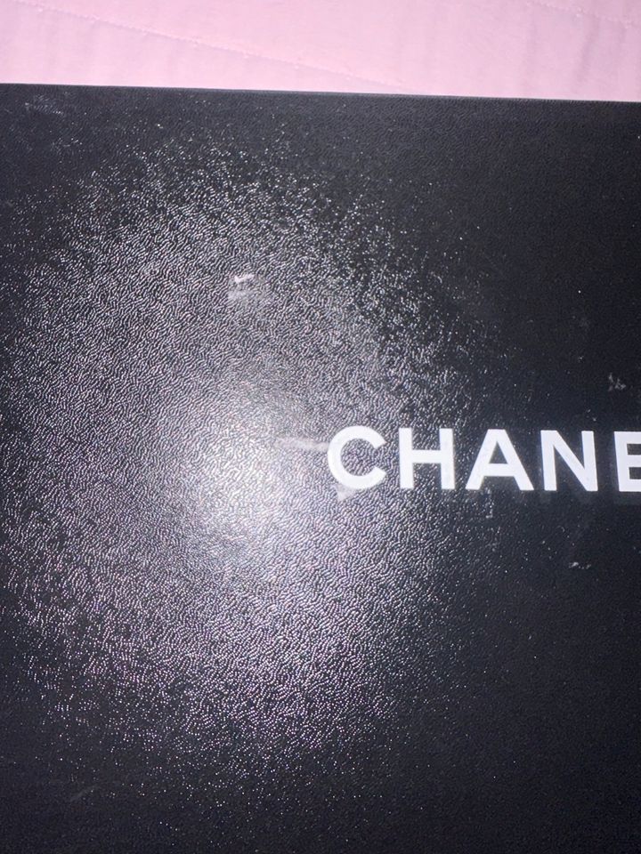 Chanel Box Karton Deko Pappe in Dortmund