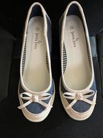 Keilpumps Gr.39 jeansblau/creme TOP Leipzig - Möckern Vorschau
