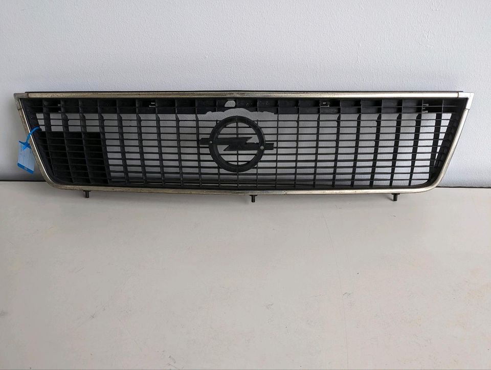 Opel Ascona B Kühlergrill Frontgrill  9286721 - ( H1 -12 ) in Delmenhorst