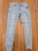 Hellblaue Röhrenjeans Größe: 38 Bayern - Kaufbeuren Vorschau
