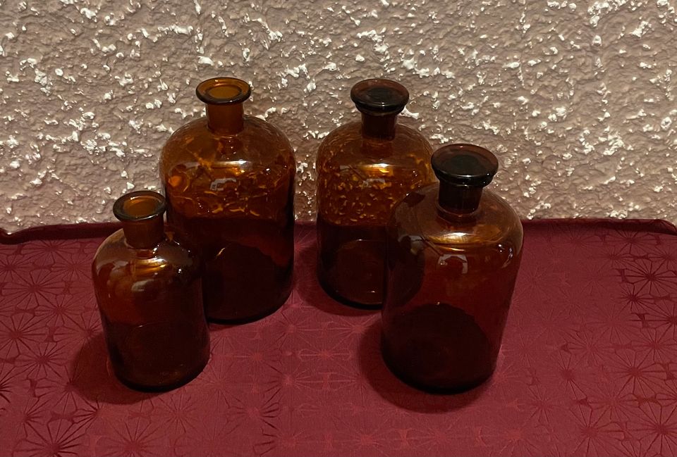 Apothekerflaschen, Braunglas, Vintage in Groß-Zimmern