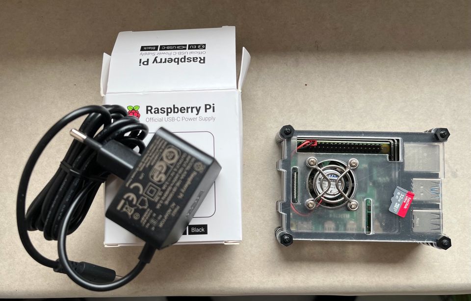 Raspberry Pi 4 Modell B (4 GB) inkl. Zubehör in Bergheim