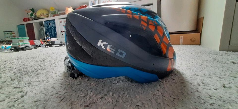 KED Kinder Fahrrad Helm, guter Zustand in Schönefeld