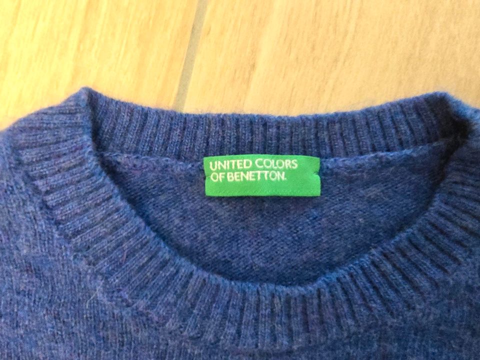 Benetton Pullover Weihnachten Gr. 116/122 - neuwertig in Offenbach