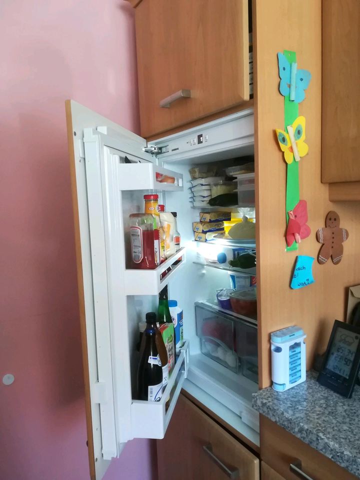 Kühlschrank, Liebherr, neuwertig in Schloß Holte-Stukenbrock