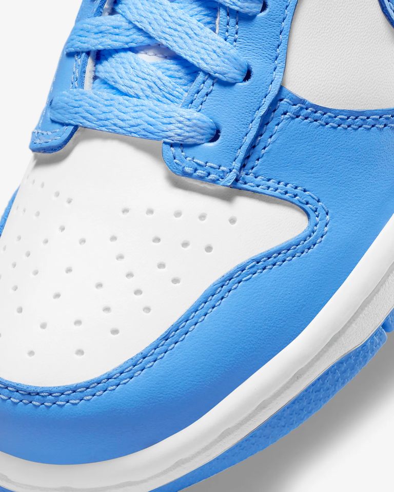 Nike Dunk Low UNC (GS) 37.5 38 38.5 39 40 in Köln