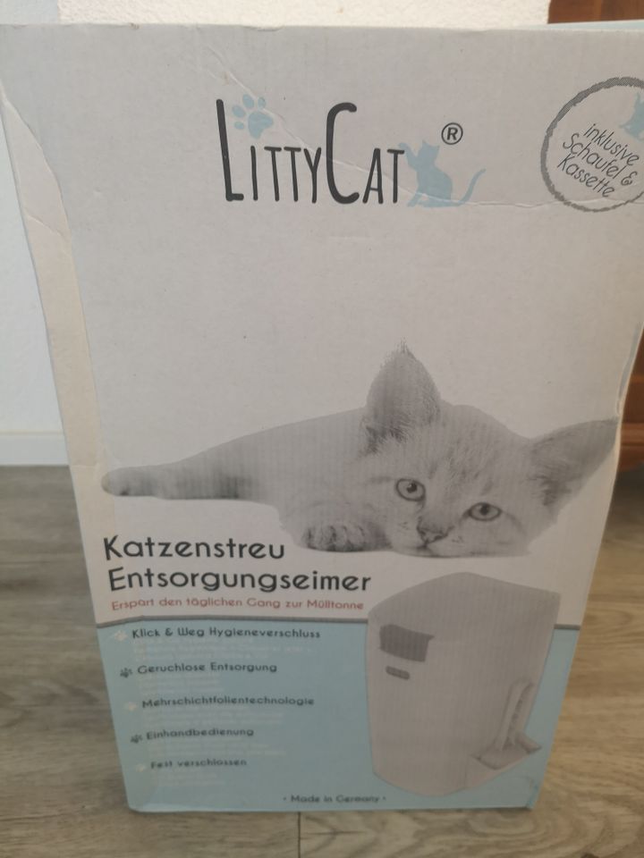 Katzenstreu Entsorgungseimer LittyCat in Würzburg