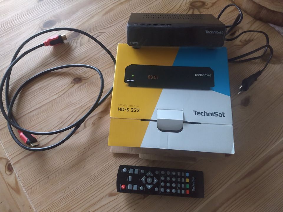 TV Receiver Technisat HD-S 222 schwarz in Garbsen