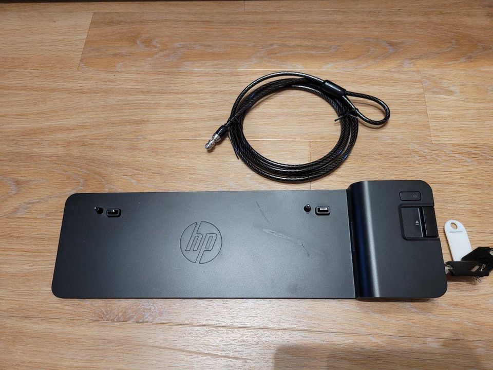 HP 2013 UltraSlim Docking-Station mit Netzteil und Kabelschloss in Bonn