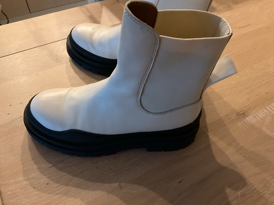 See by Chloe Ankle-Boots Stiefeletten Chelsea Boots Größe 38 Ecru in Frankfurt am Main