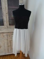 Trägerloses Kleid / Ballkleid- Lipsy London - neu Hessen - Gelnhausen Vorschau