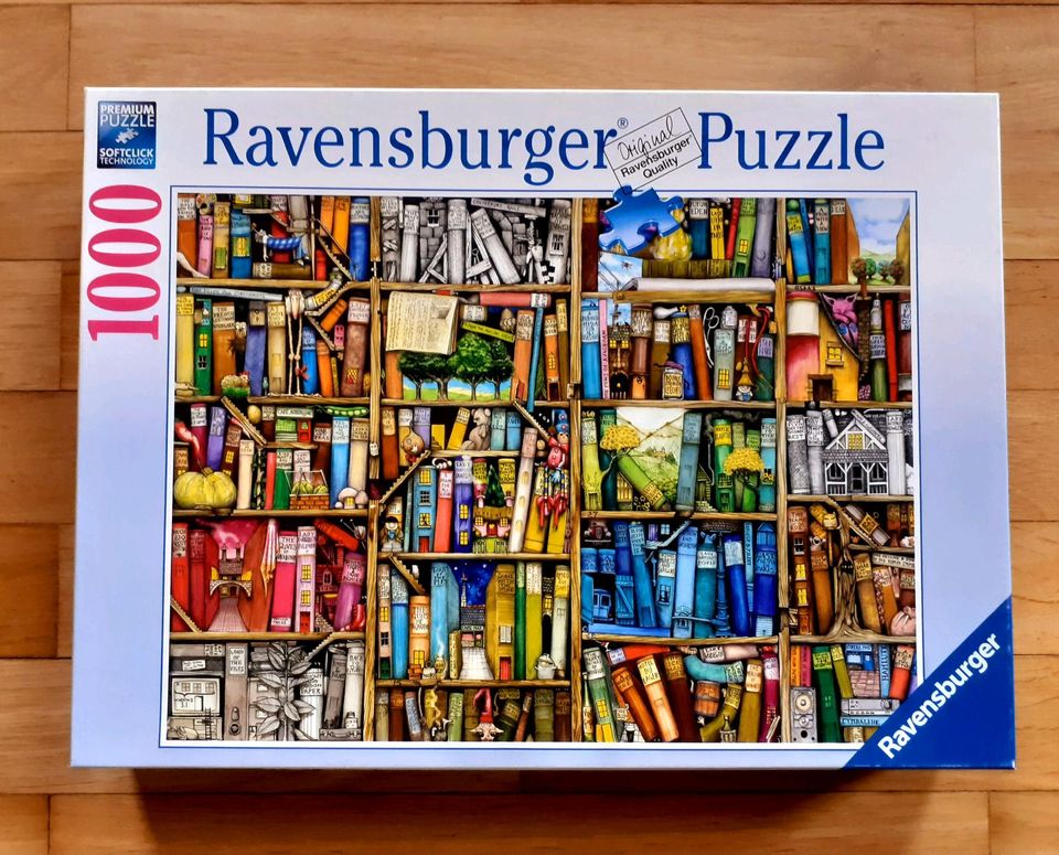 Ravensburger Puzzle 1000 Teile Magisches Bücherregal in Bruchköbel