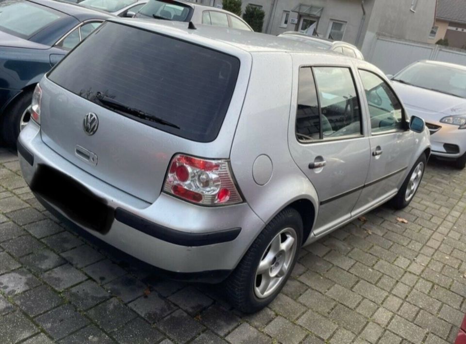 VW Golf 4  1,6 in Dortmund