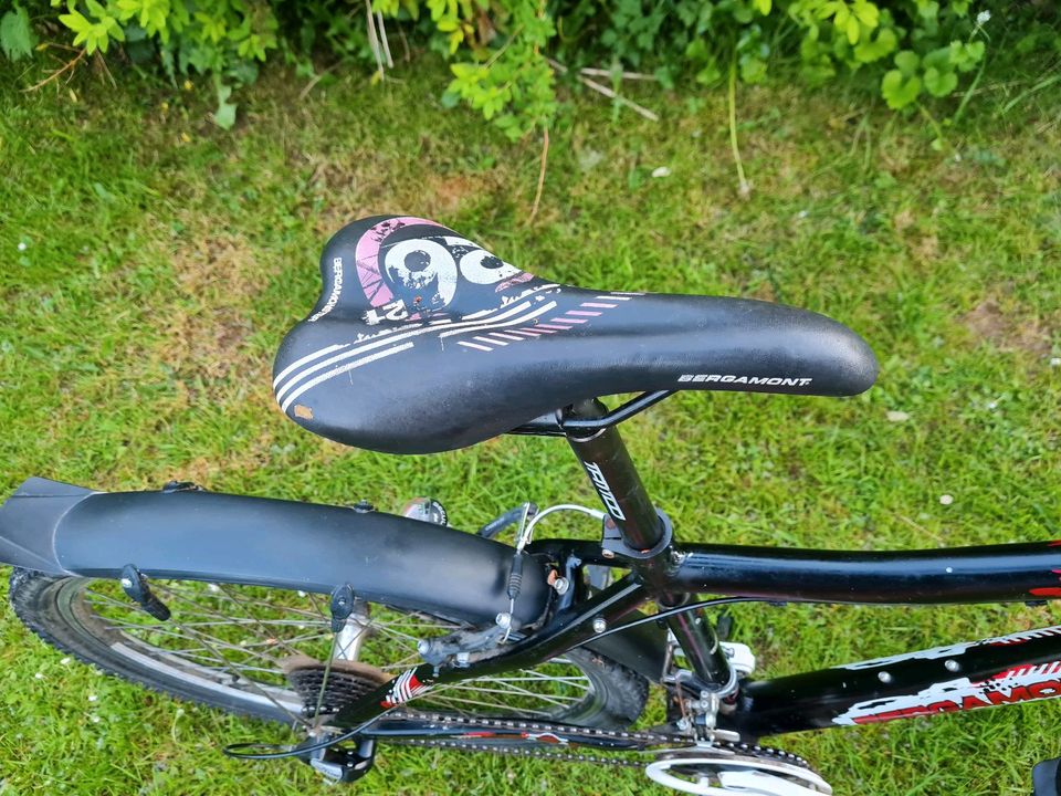 Bergamont Jugendfahrrad 24 Zoll in Schlitz