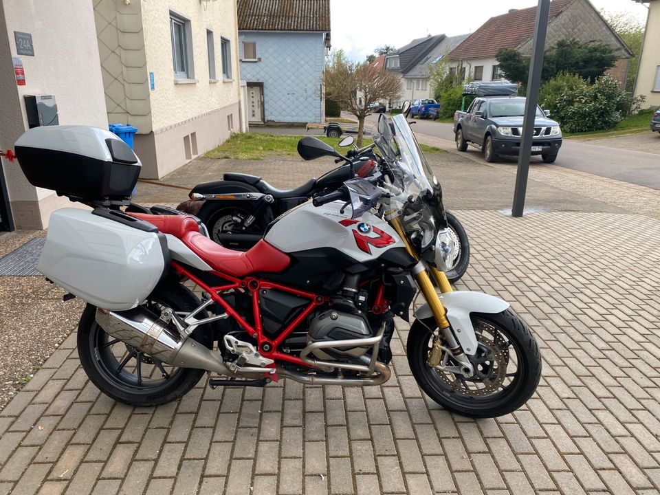 Bmw R 1200 R 1. HAND BMW SCHECKHEFT❗️❗️❗️ in Nohfelden