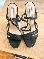 Neu mit Etikette Zara Sandalen Nordrhein-Westfalen - Mülheim (Ruhr) Vorschau