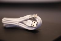 USB - Lightning 1.8m Ladekabel iPhone 13, 12, 11 Hamburg-Mitte - Hamburg Altstadt Vorschau