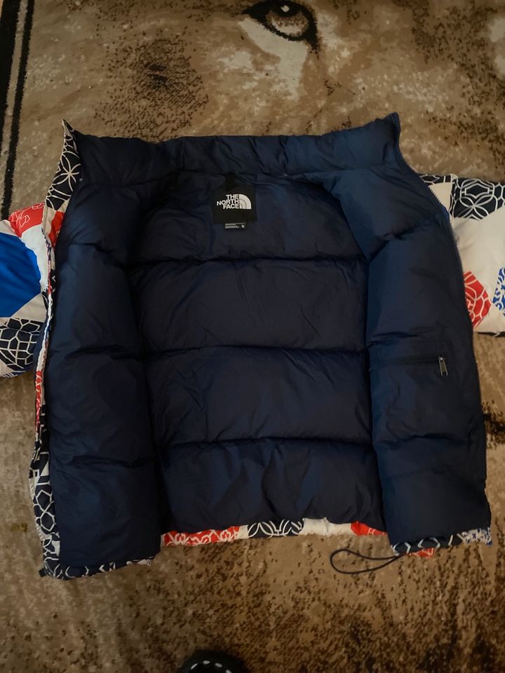 The North Face Jacke Nuptse 700 in Köln