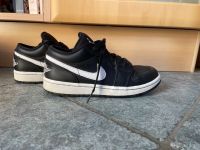 Nike Air Jordan Low schwarz/weiß (Größe 38) Thüringen - Pössneck Vorschau