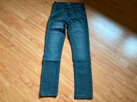 S. Oliver Jungen Jeans Seattle Skinny Gr. 164 Slim Grau - w. NEU Niedersachsen - Brake (Unterweser) Vorschau