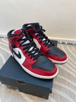 Nike Air Jordan 1 Mid black/red OVP München - Schwabing-West Vorschau