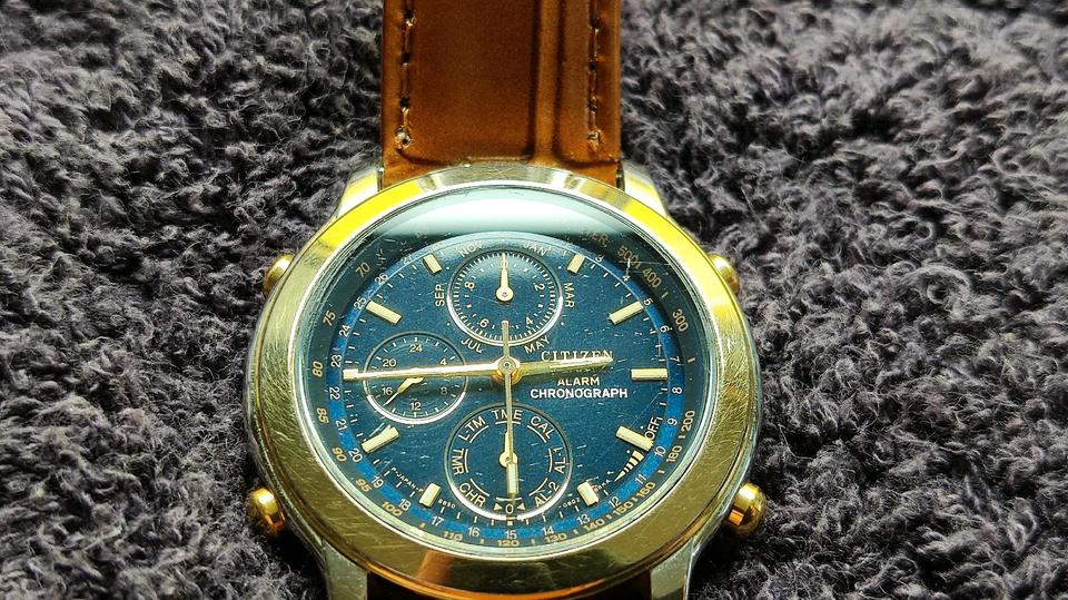 Citizen Quartz Alarm Chronograph