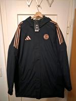 Originale Adidas FC Bayern München Teamline Stadionjacke Neu Bayern - Coburg Vorschau