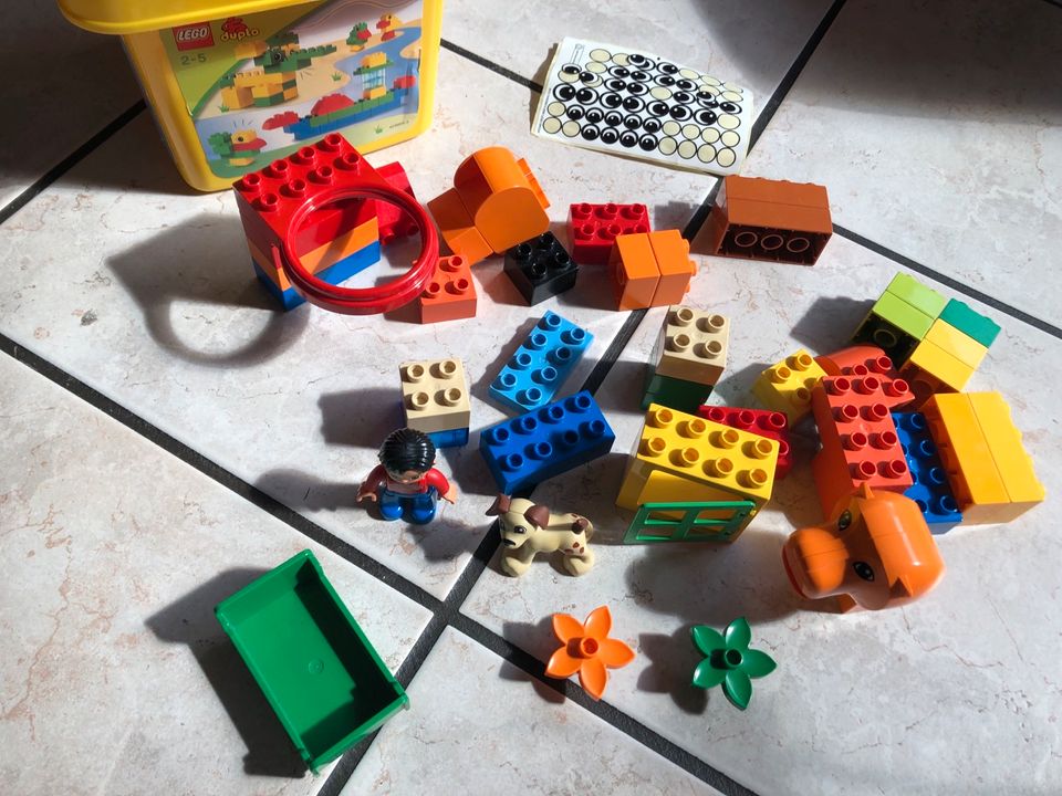 Lego Duplo Eimer + 45 Steine gemischt in Olching